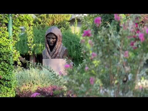 REFUGEE-WOMAN OF SMYRNA in Athens, Greece